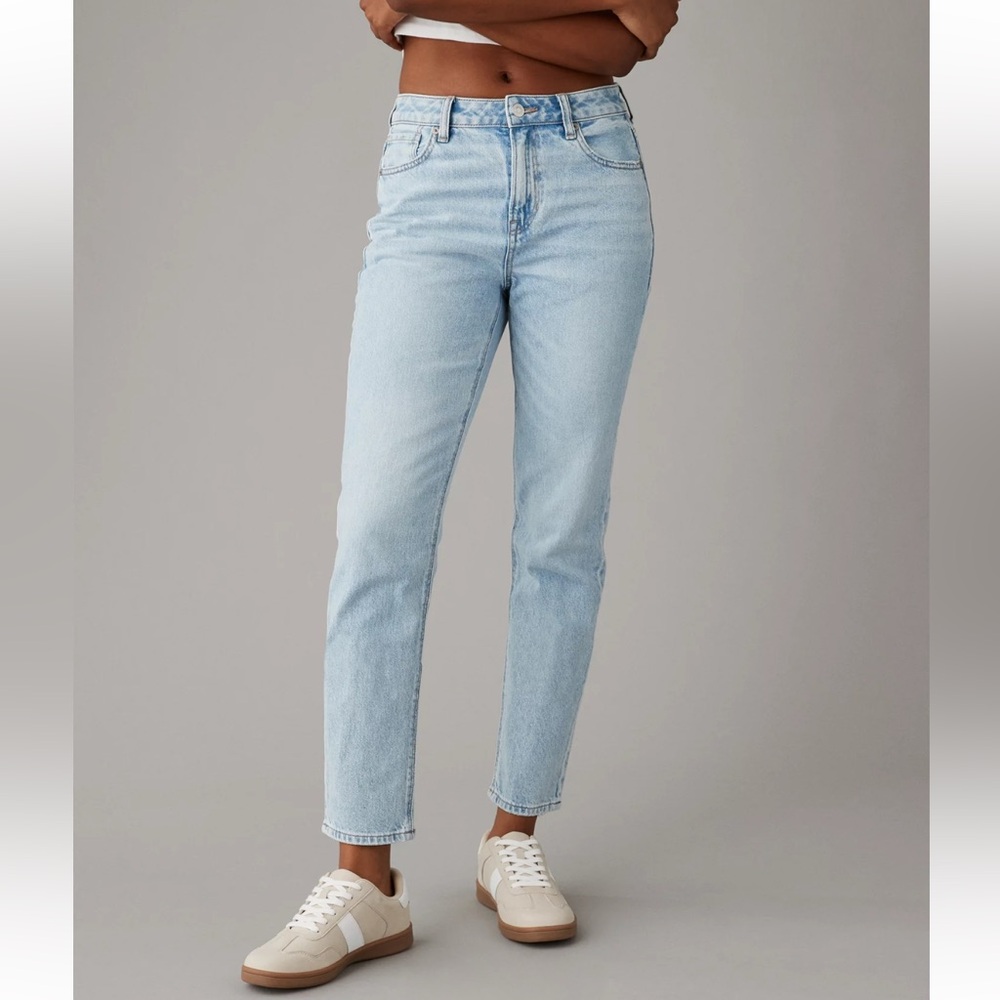 American Eagle High Rise Jeans